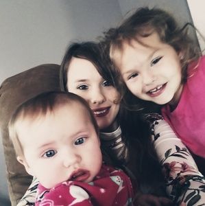 Meet your Posher, Courtney